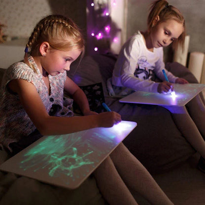 🌟Magic LED Light Drawing Pad - Release the Creativity of Children!☀